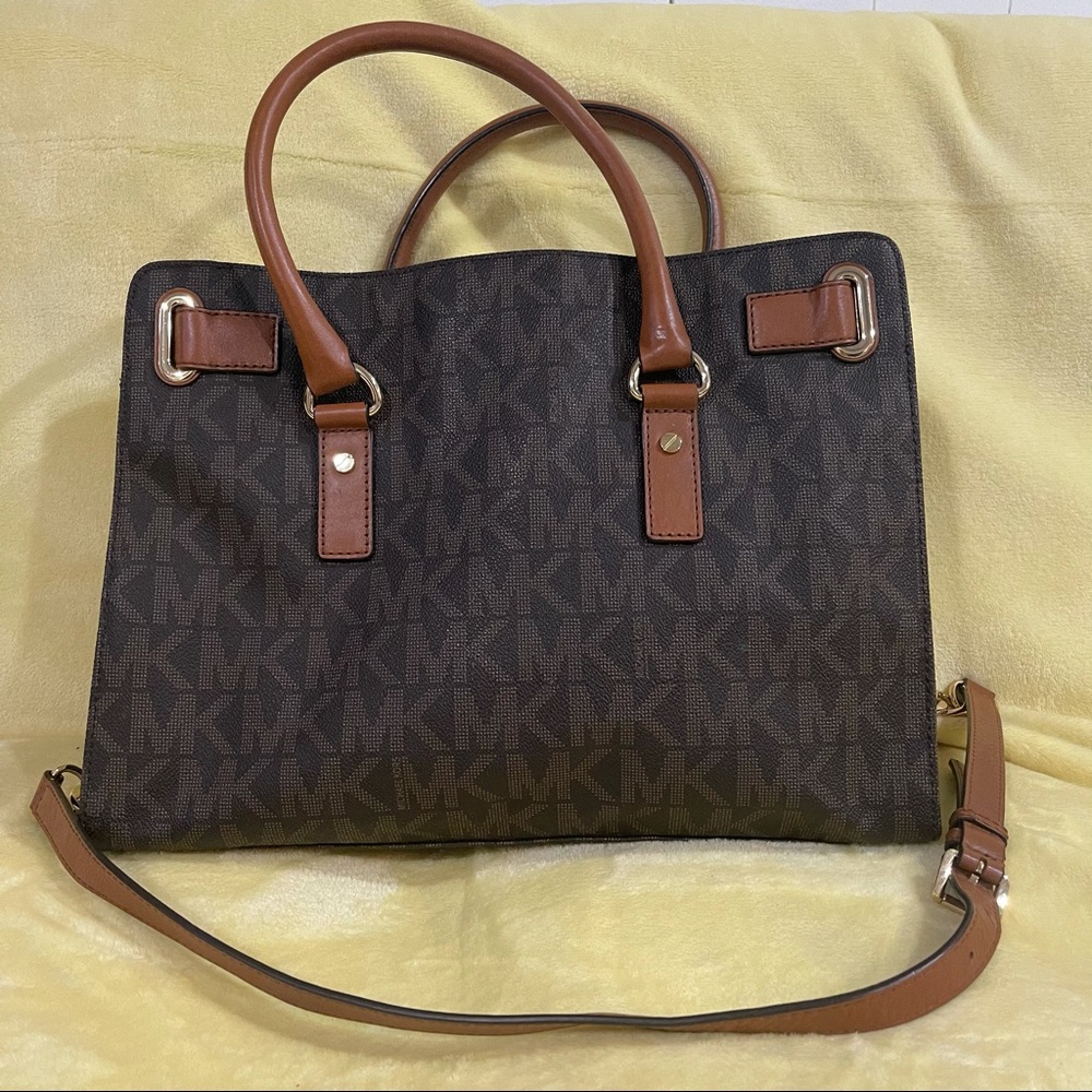 🌼Large MK Bag - Picture 4 of 5